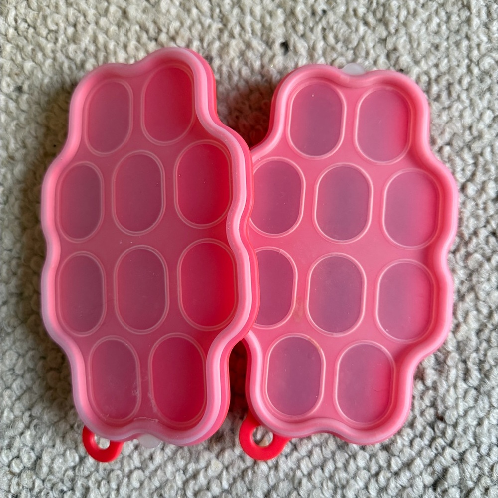 Baby food freezer trays